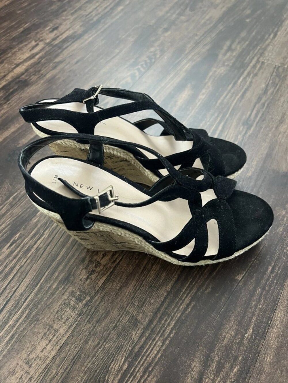 New Look Wedge Sandals Women’s Size 38 Black Strappy 4.5" Wedge Heel 1" Platform